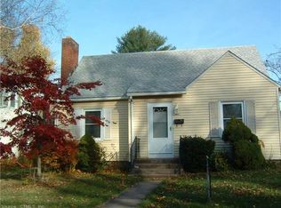 111 Walker St, Manchester, CT 06040