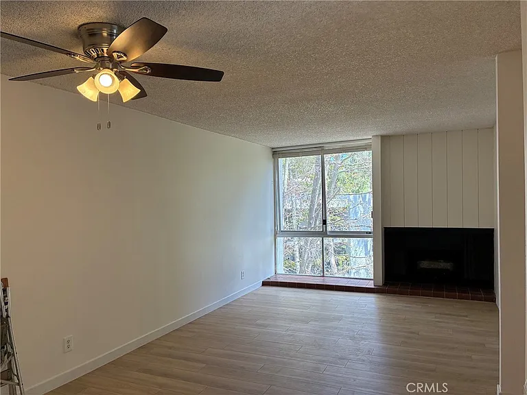 3601 W Hidden Ln #201 — Photo 3