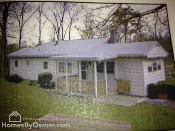 124 New Harmony Ln, Harpers Ferry, WV 25425