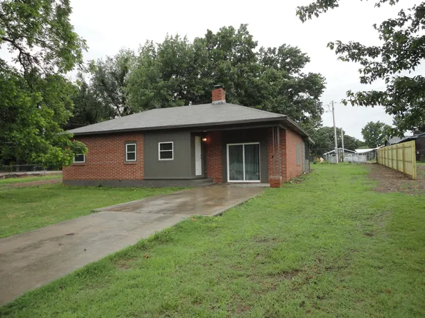 445 River Rd, Langley, OK 74350