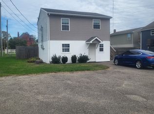 202 Graham St #A, Jeffersonville, IN 47130