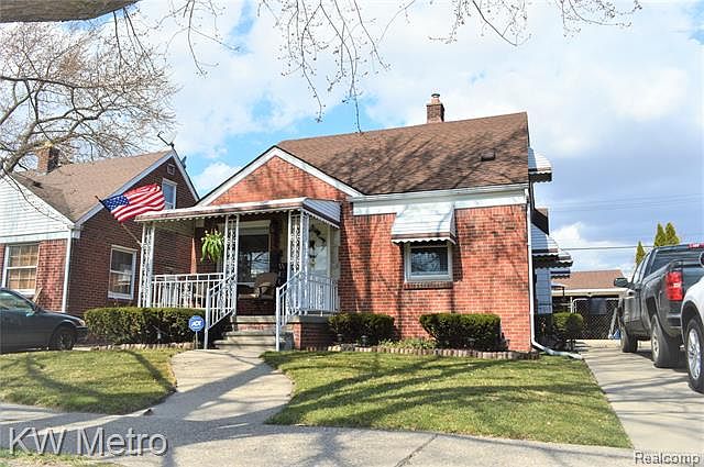 1st image of 1770 Riverbank St