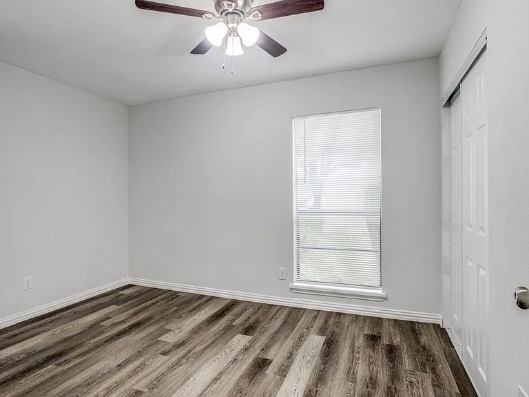 5532 Gibson Dr — Photo 14