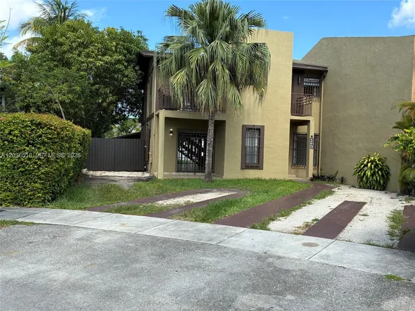 2441 SW 111th Ave, Miami, FL