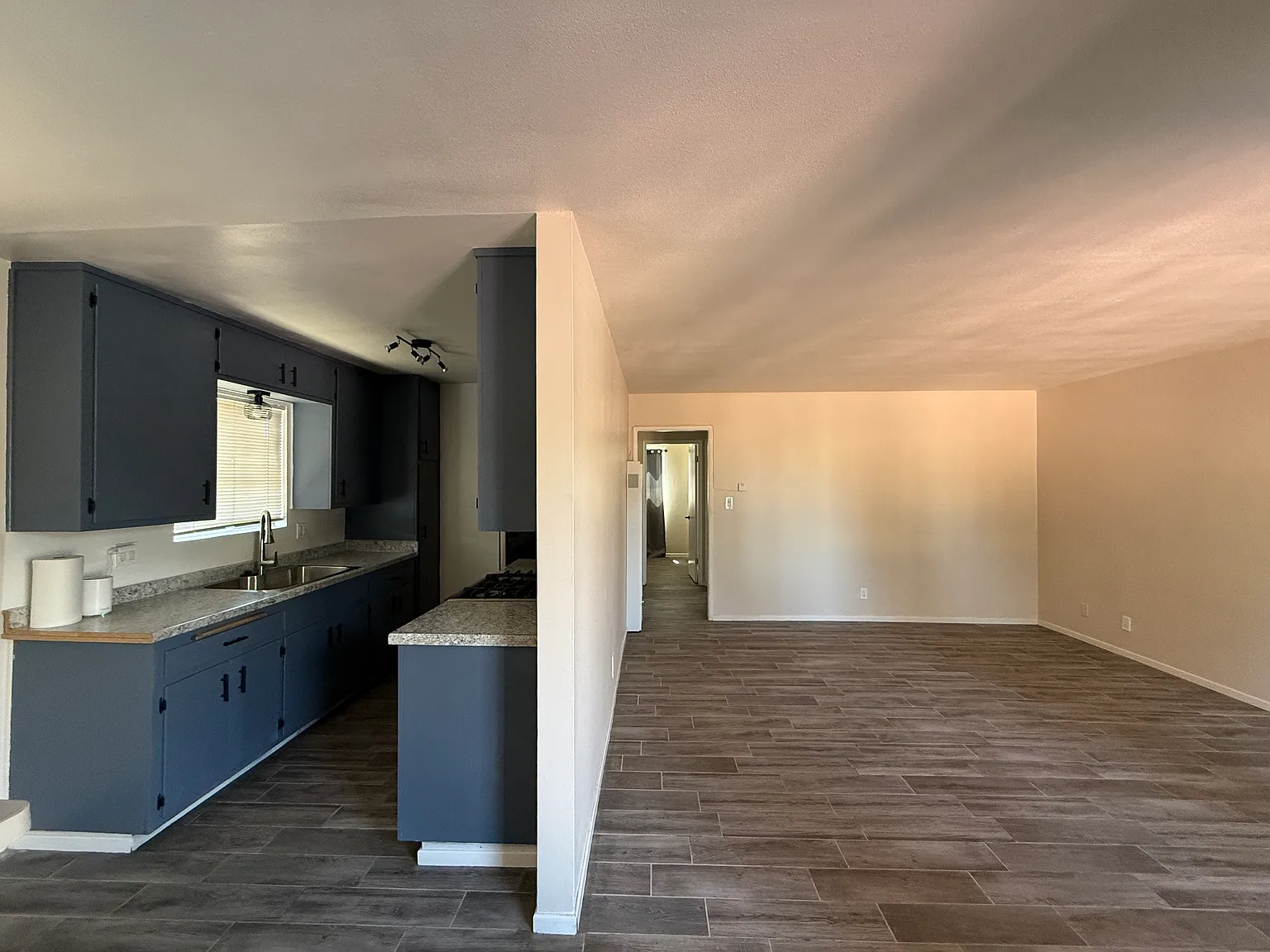 N Palm Ave, Santa Paula — Photo 1