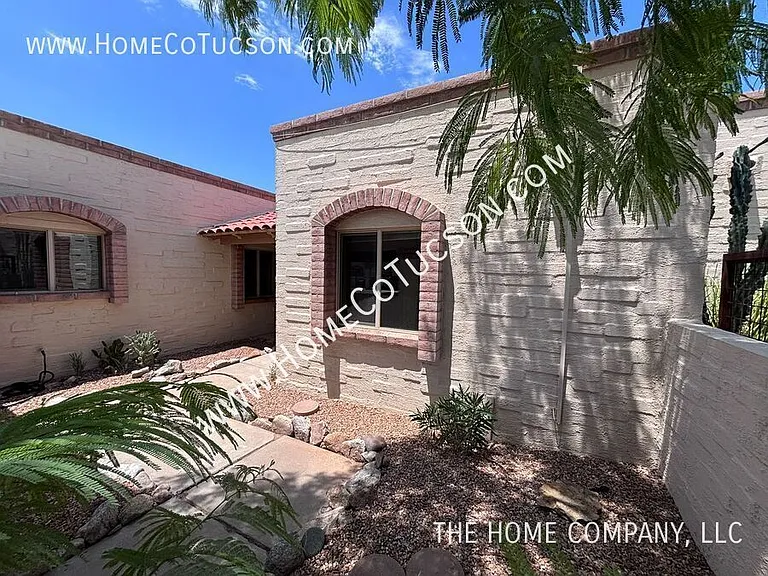 5215 E Bermuda St — Photo 4