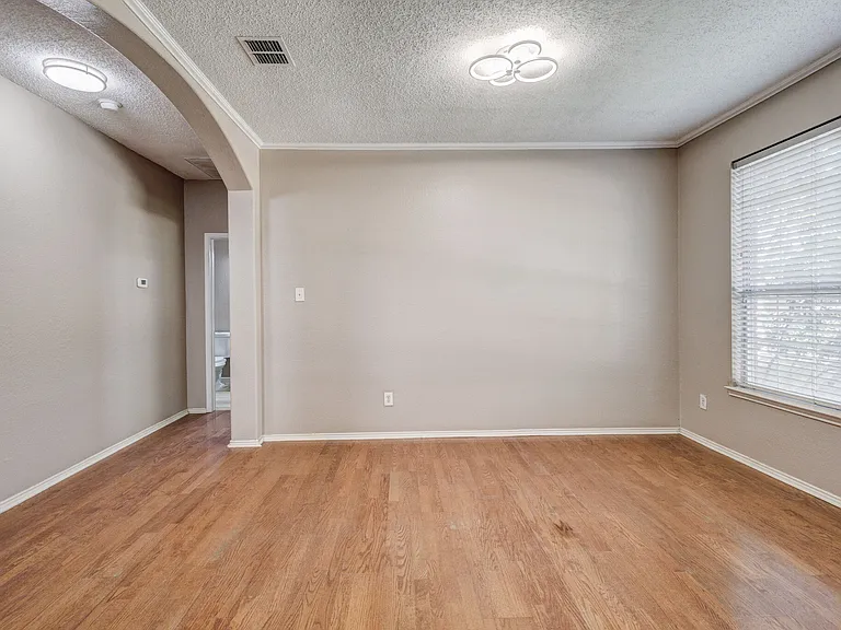 7081 Chinquapin Dr — Photo 3