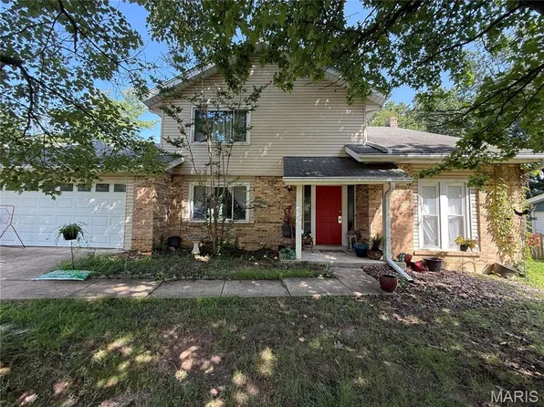 319 Windsor Spring Dr, Saint Louis, MO 63122