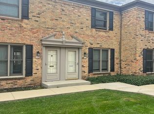 1727 Sessions Walk, Hoffman Estates, IL 60169