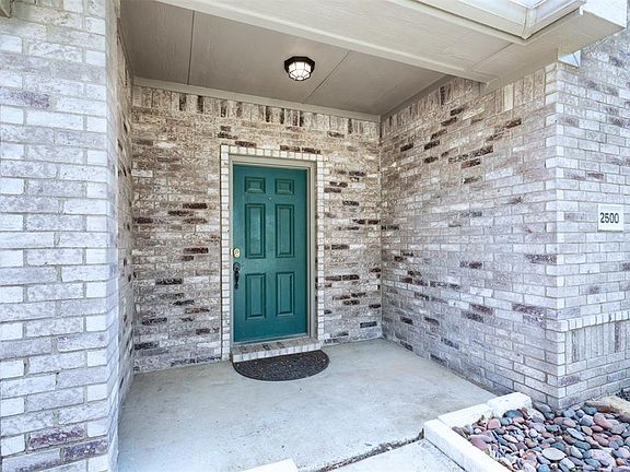 3rd image of 2500 Plymouth Colony Cir