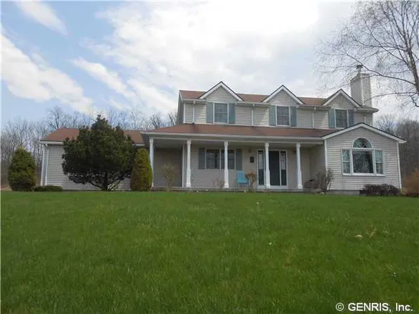 6657 Vincent Hill Rd, Canandaigua, NY 14424
