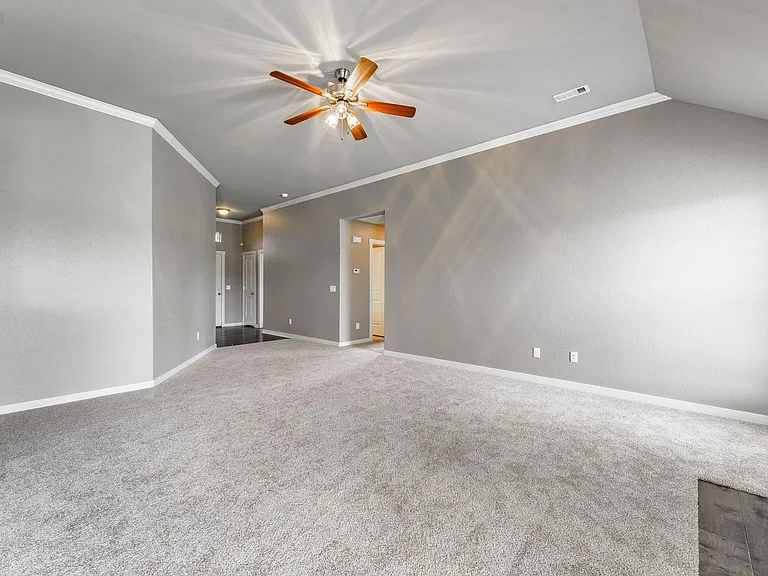 3757 Deerhurst St — Photo 17