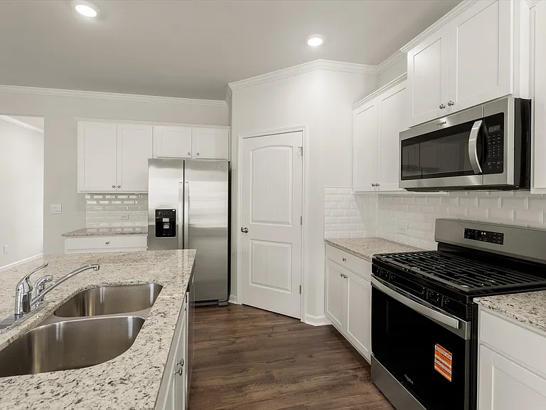 365 Belmont Dr — Photo 39