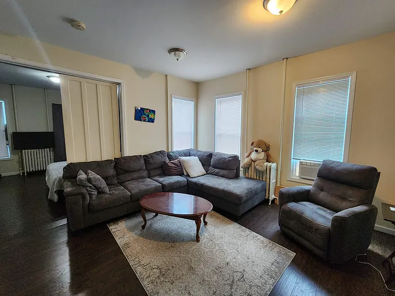 303 East Ave #1 — Photo 6