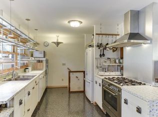 3617 Farmington Rd, Minnetonka, MN 55305