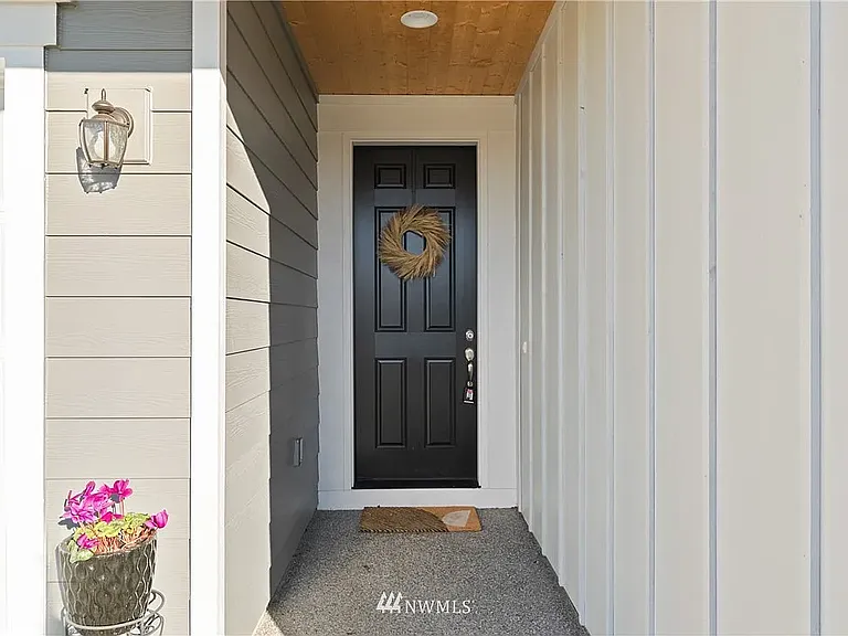 5733 84th Dr NE — Photo 24