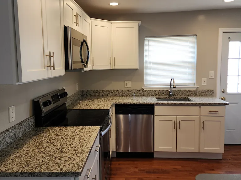 1951 E Ocean View Ave #A — Photo 7