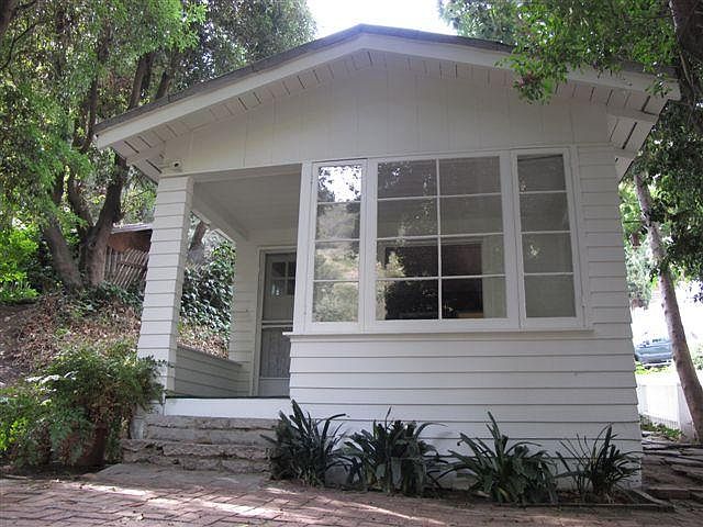 1st image of 1723 N Beverly Glen Blvd