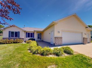 910 5th Ave NW, Byron, MN 55920