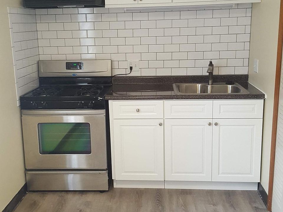 1st image of 147 E Como Ave APT D