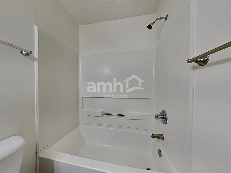 4645 Bluejay Ct — Photo 14