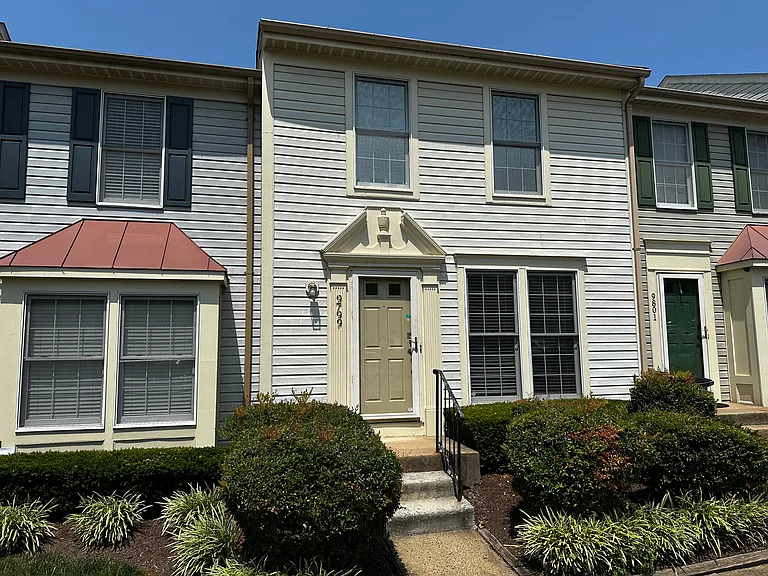 9799 Mock Orange Ct — Photo 2