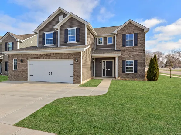 1201 Danielle Rd, Lebanon, IN 46052