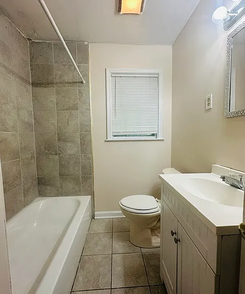 1303 Merrycrest Dr — Photo 4