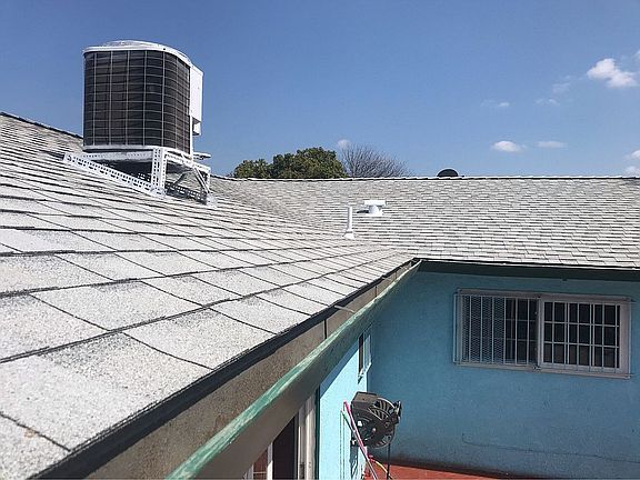 4th image of 214 Bernice Ave