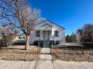 621 Evans Ave, Cheyenne, WY 82007