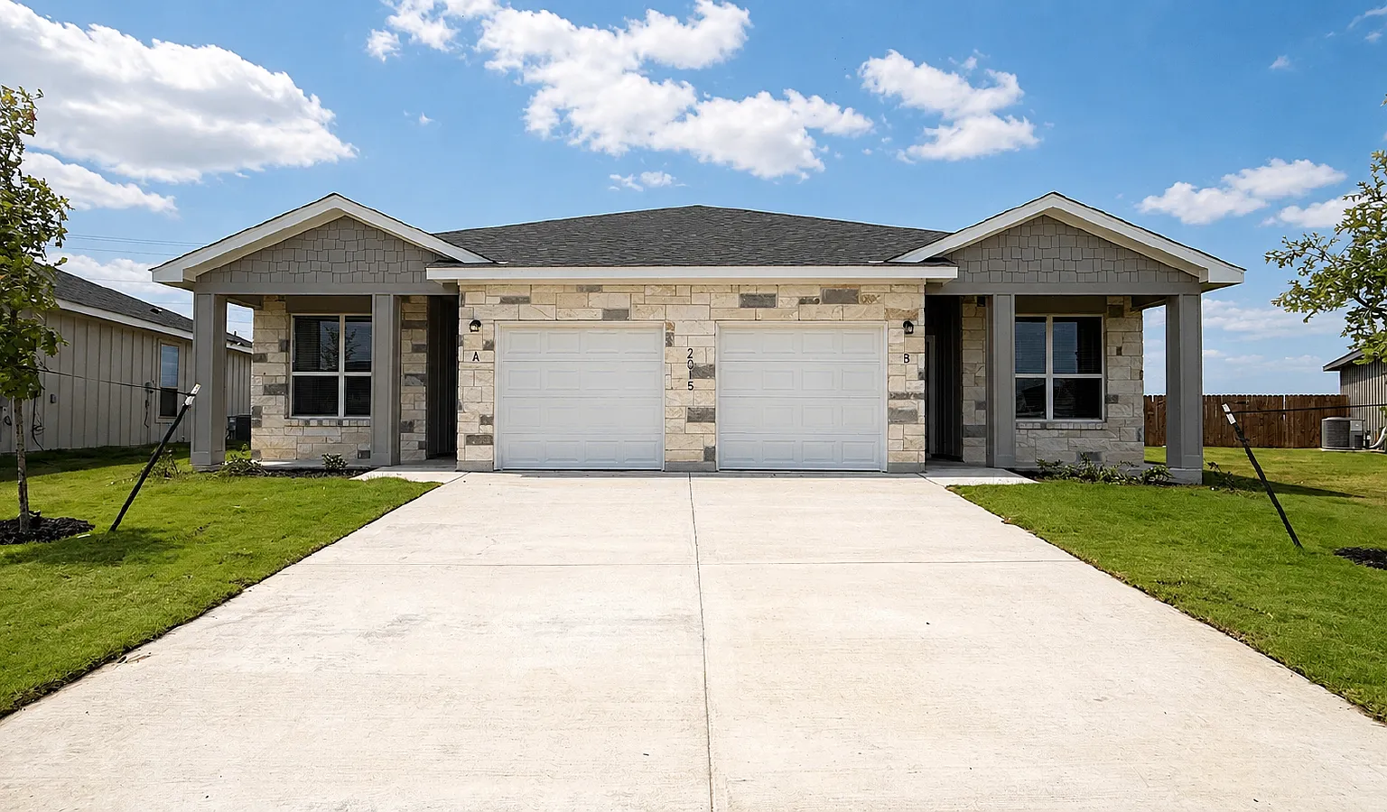 3 bed, 2.0 bath, 1175 sqft, $1,450 — Photo 1