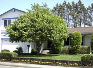 2032 Willow Dr, Petaluma, CA 94954