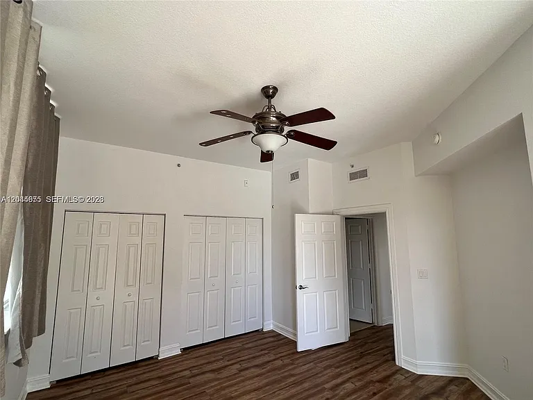 3001 NE 185th St #129 — Photo 14