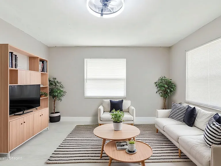 919 Fern Ave — Photo 7