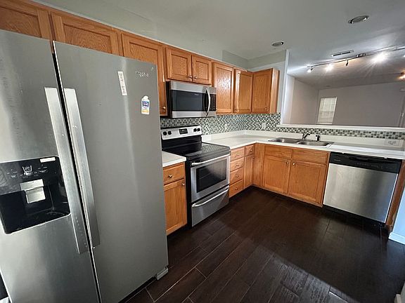 5th image of 3712 Winborne Ln