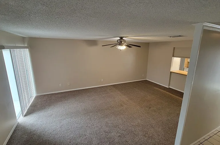 7910 Citrus Dr — Photo 6