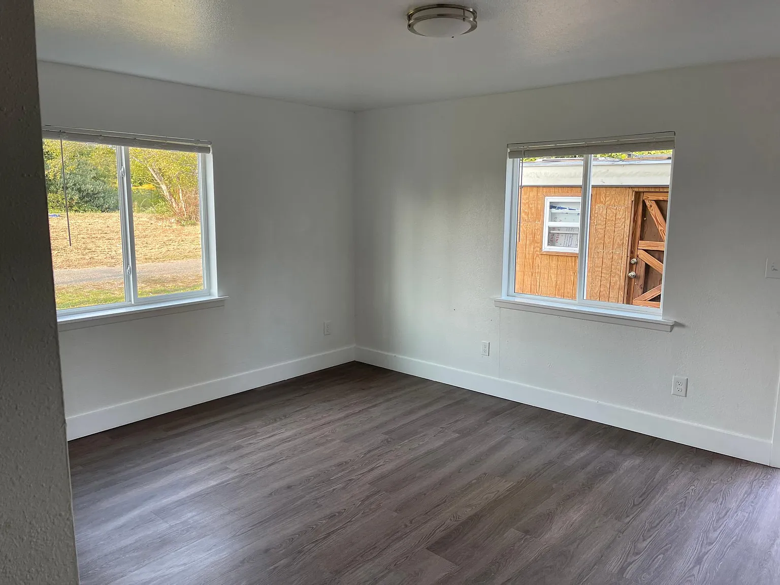 114 N Mill St — Photo 3