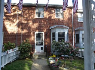 11 Seymour St, Roslindale, MA 02131