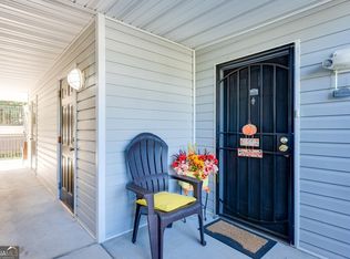 10202 Fairington Ridge Cir, Lithonia, GA 30038