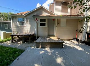 1049 N C St #2, Fremont, NE 68025
