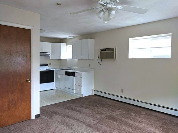 3rd image of 12 Craig Ave APT 6