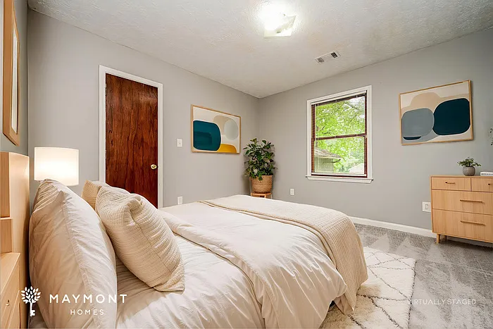 145 Glenloch Pkwy — Photo 10