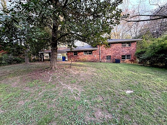 2nd image of 2705 Dunmoreland Ter