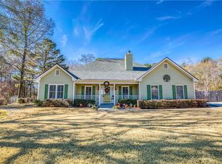 770 Hunters Ln, Loganville, GA 30052