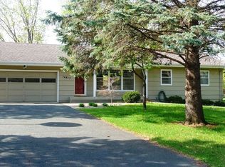 14817 Timberhill Rd, Minnetonka, MN 55345