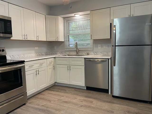 479 Eisenhower St #A — Photo 8