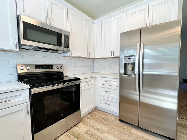 16733 NE Halsey St — Photo 5