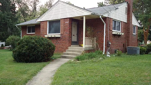 1400 Thornden Rd Photo 1