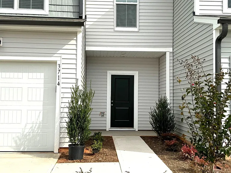 3714 Feltham Ln — Photo 30