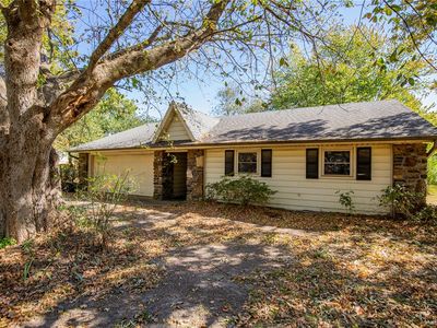 911 Westridge Dr, Rogers, AR, 72756